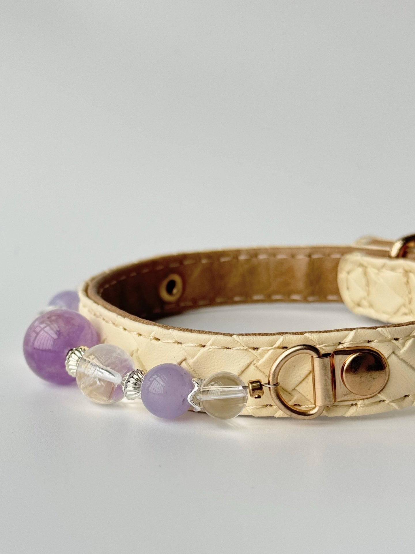 Uruguay amethyst white Asai purple chalcedony and clear quartz detail